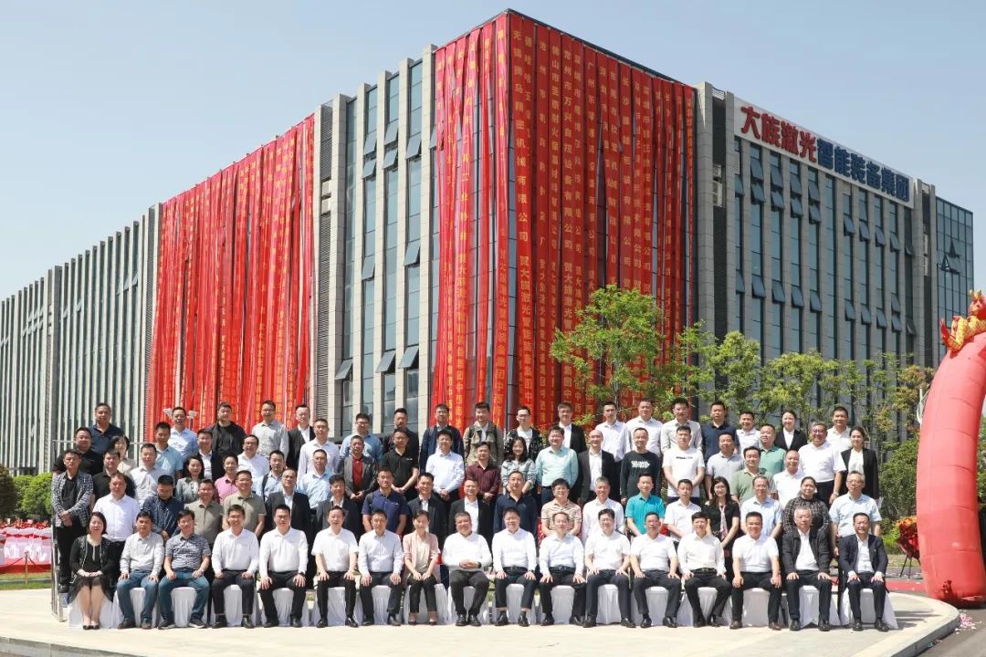 极限质造 同频共进丨智能装备集团中西南总部基地正式投产!1.jpg